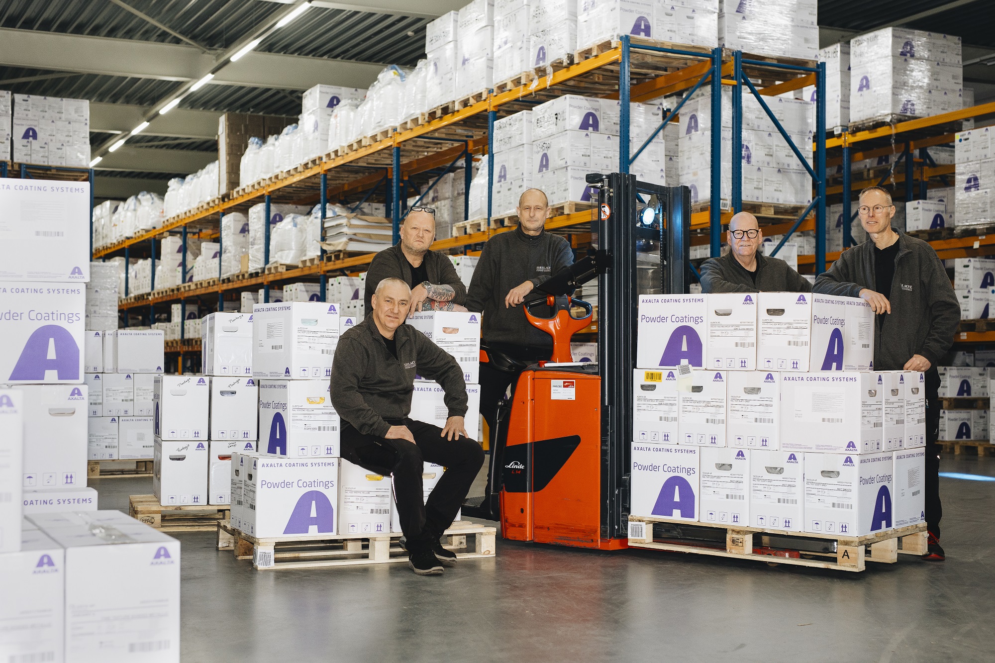 Warehouse EUROLACKE magazijn